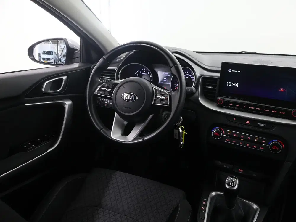 Kia Ceed 1.0 T-GDi DynamicLine uit 2021, foto 9