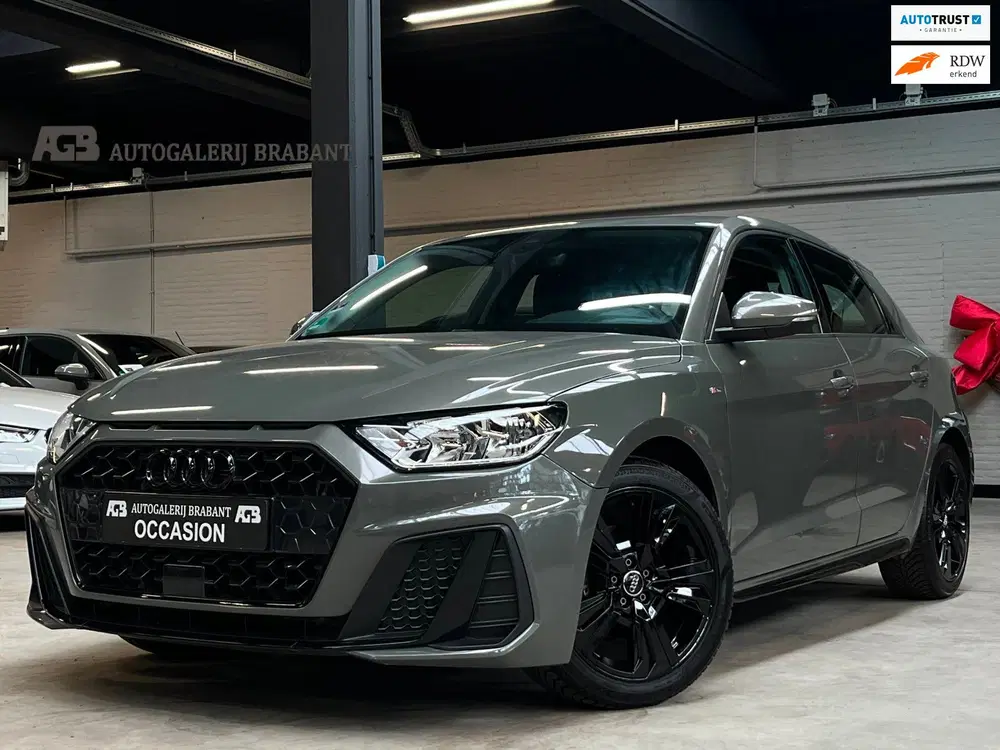 Audi A1 30 TFSI S Line *Stoelverwarming uit 2019