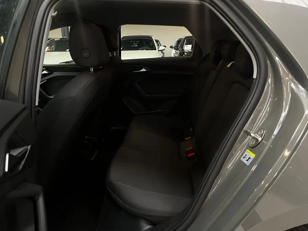 Audi A1 30 TFSI S Line *Stoelverwarming uit 2019, foto 11