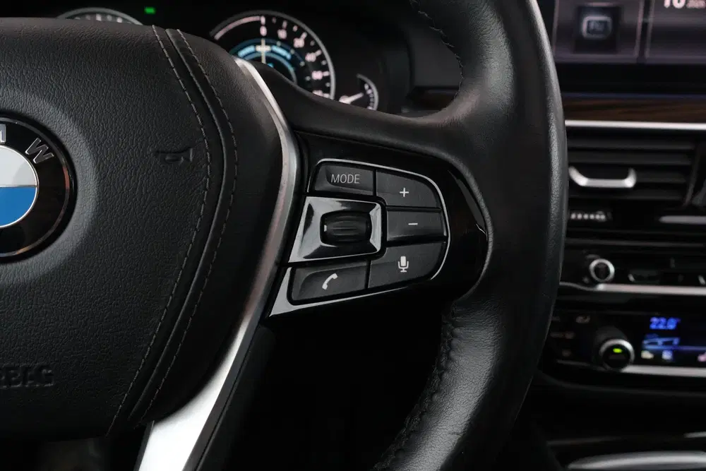 BMW 5-serie 530e iPerformance High Executive uit 2019, foto 15