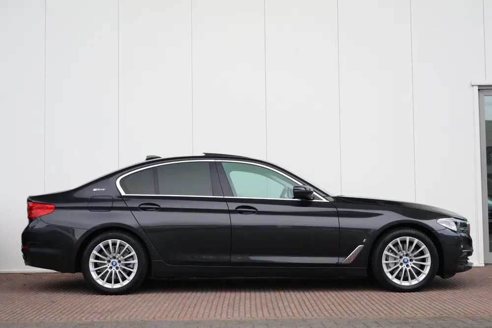 BMW 5-serie 530e iPerformance High Executive uit 2019, foto 5