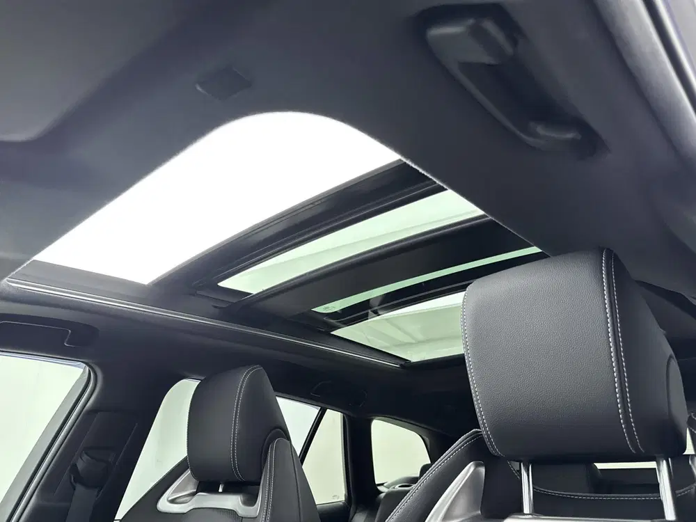 Toyota Corolla Hybrid 200 Premium uit 2024, foto 5