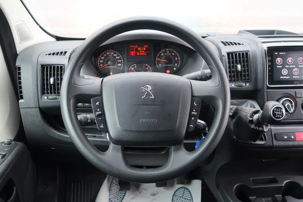 Peugeot Boxer 2.2 BlueHDi 165 L4H3 CAMERA uit 2023, foto 13