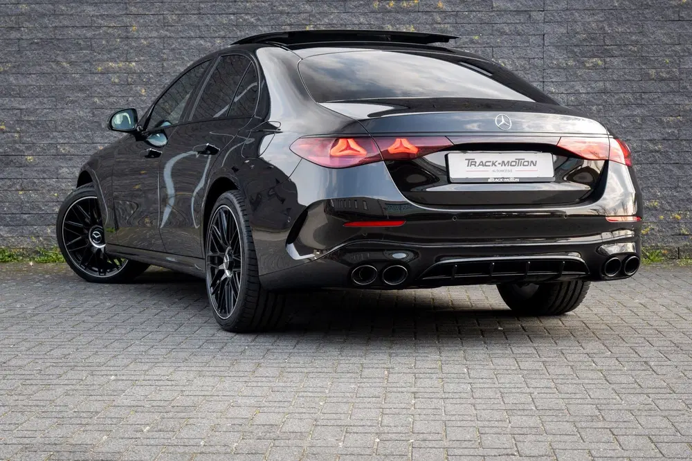 Mercedes-Benz E-Klasse 300 e AMG Line Panoramadak Black & Bl uit 2025, foto 12