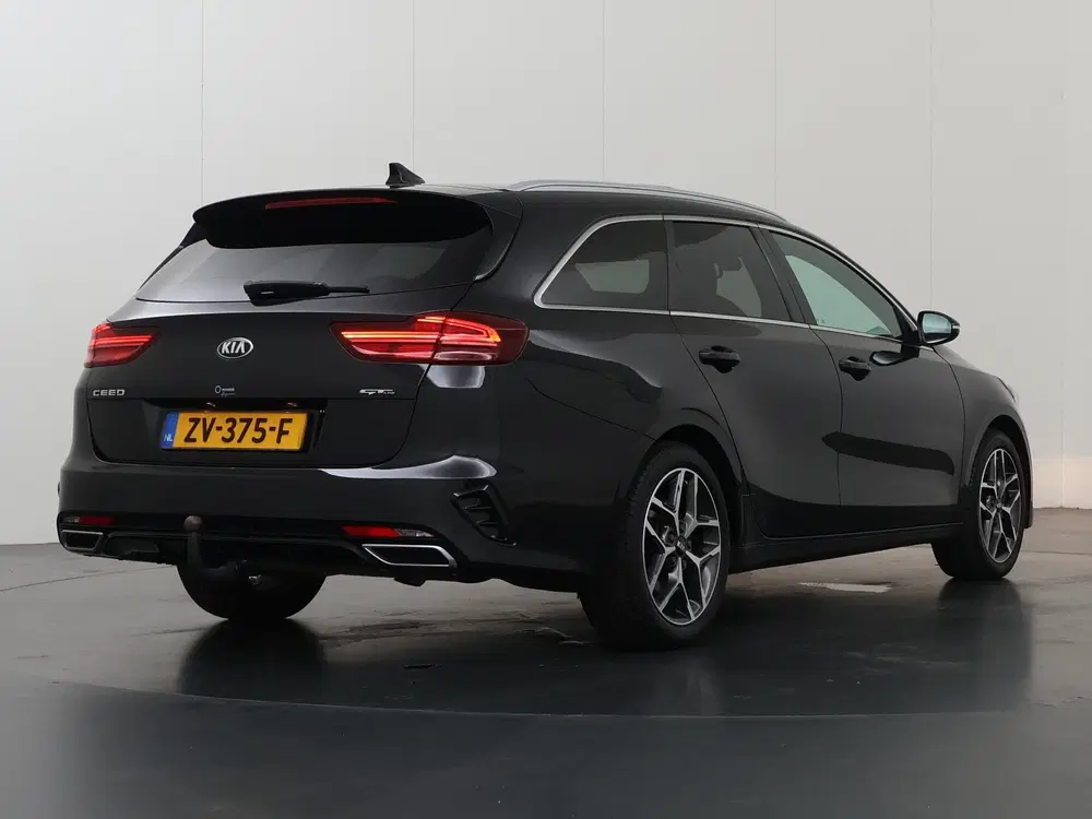Kia Ceed 1.0 T-GDi GT-Line uit 2019, foto 2