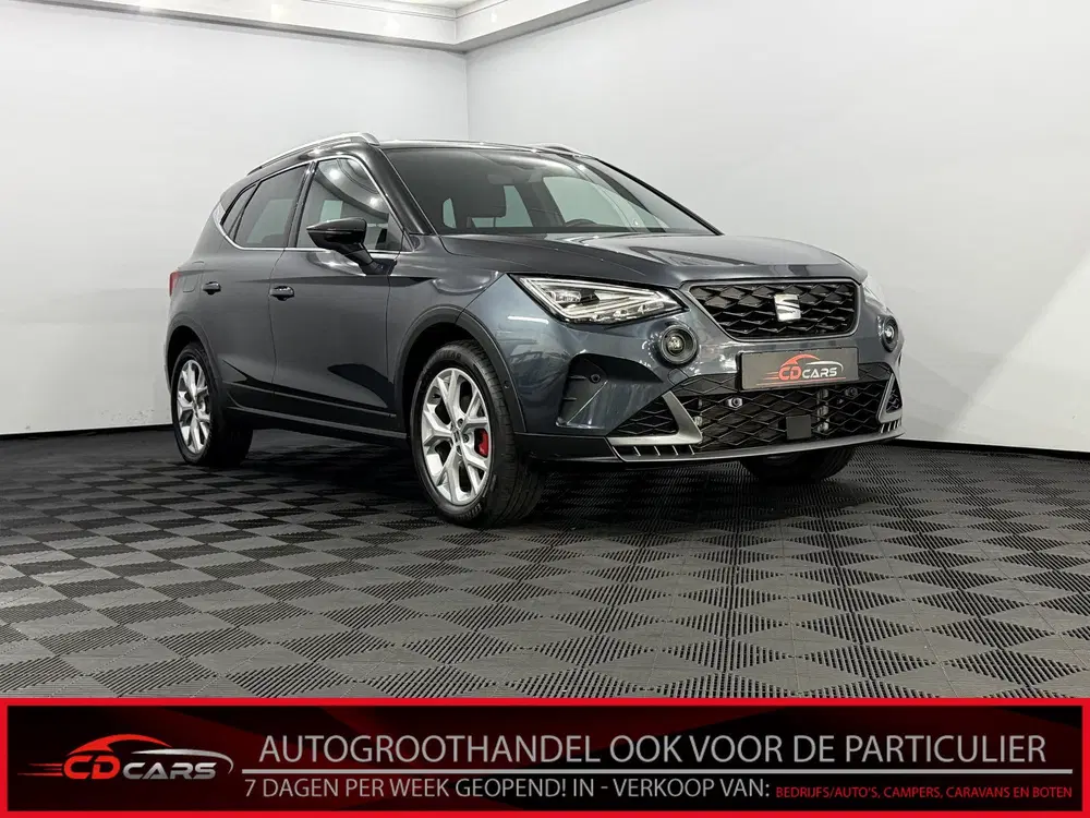 SEAT Arona 1.5 EcoTSI FR Business Connect Camera uit 2024