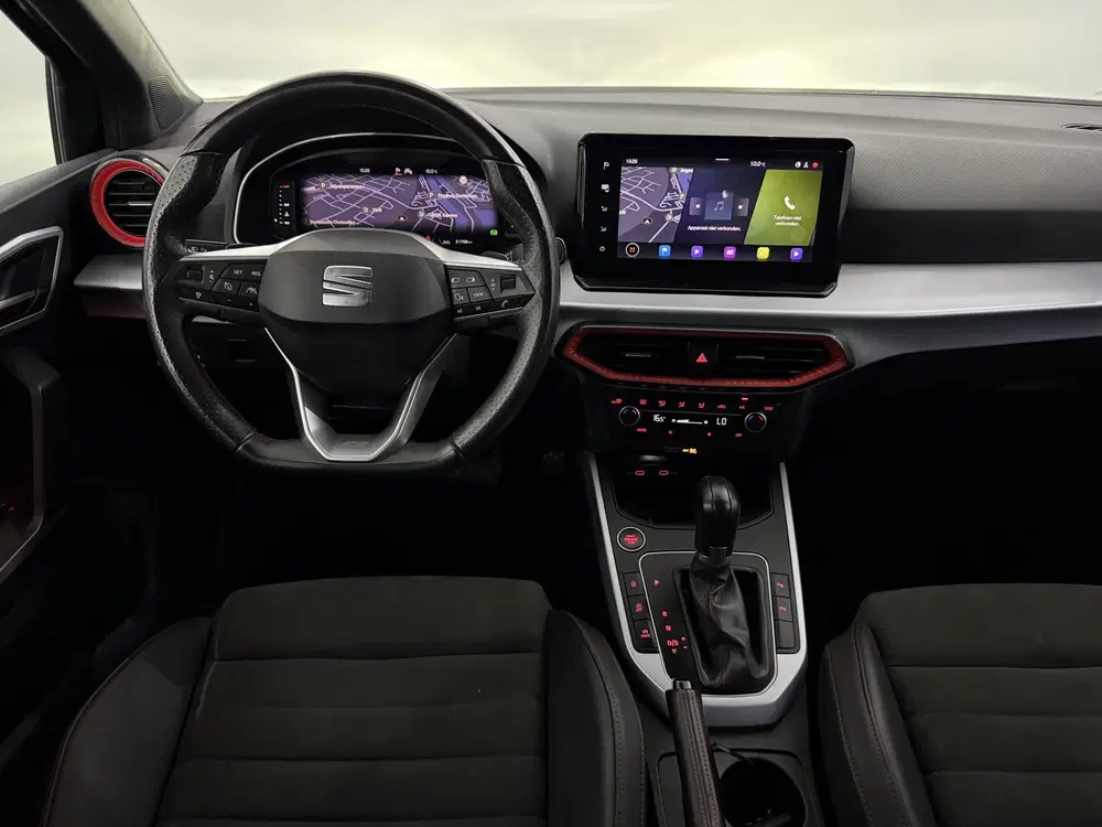 SEAT Arona 1.5 EcoTSI FR Business Connect Camera uit 2024, foto 10