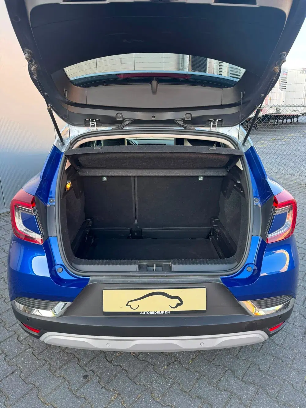 Renault Captur 1.3 mild hybrid 140 techno Camera uit 2022, foto 7