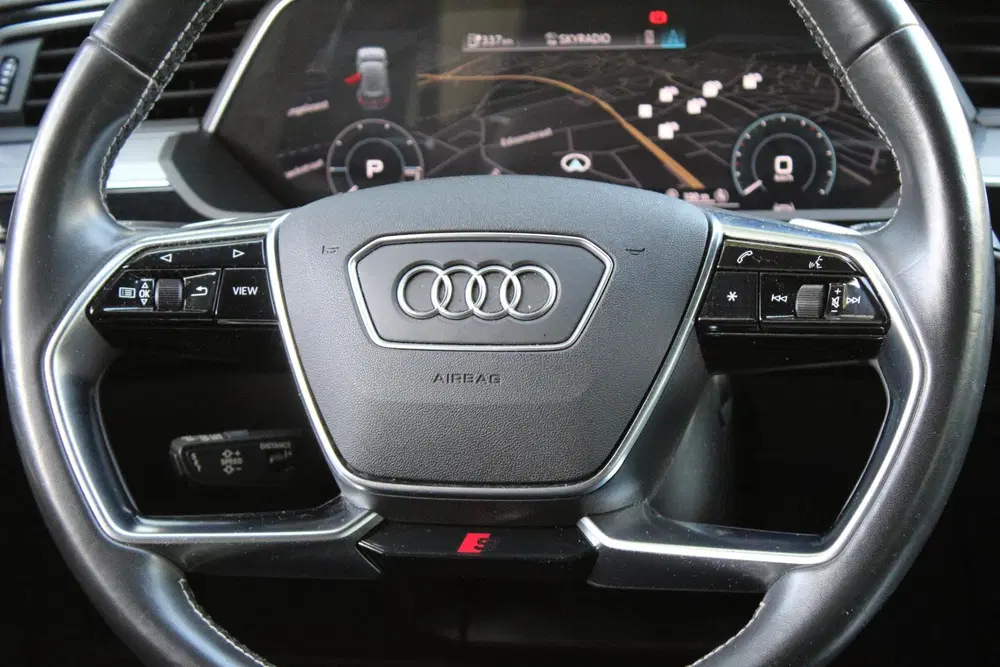 Audi e-tron e-tron 55 Quattro 95 kWh uit 2019, foto 10