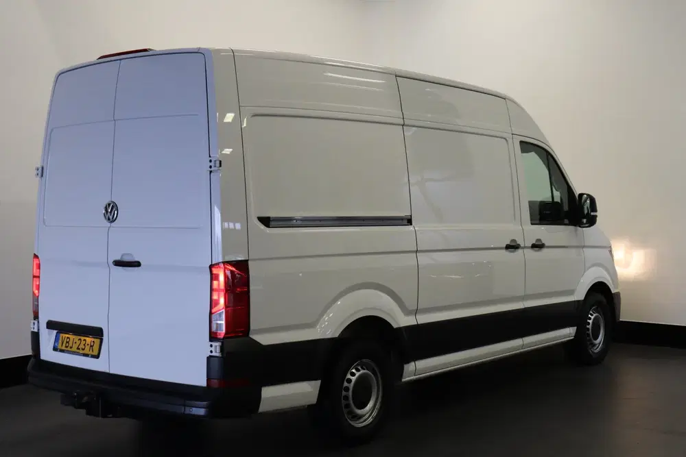 Volkswagen Crafter 2.0 TDI 177PK L3H3 uit 2019, foto 2