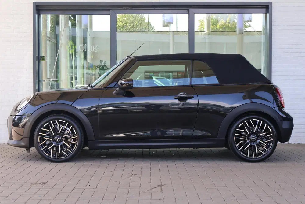 Mini Cabrio 2.0 Cooper C Favoured L uit 2025, foto 7