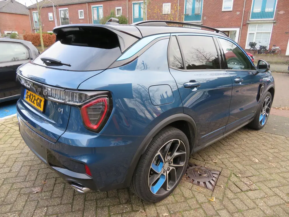 Lynk & Co 01 1.5 PHEV 26dKM TREKHAAK PANODAK uit 2023, foto 6