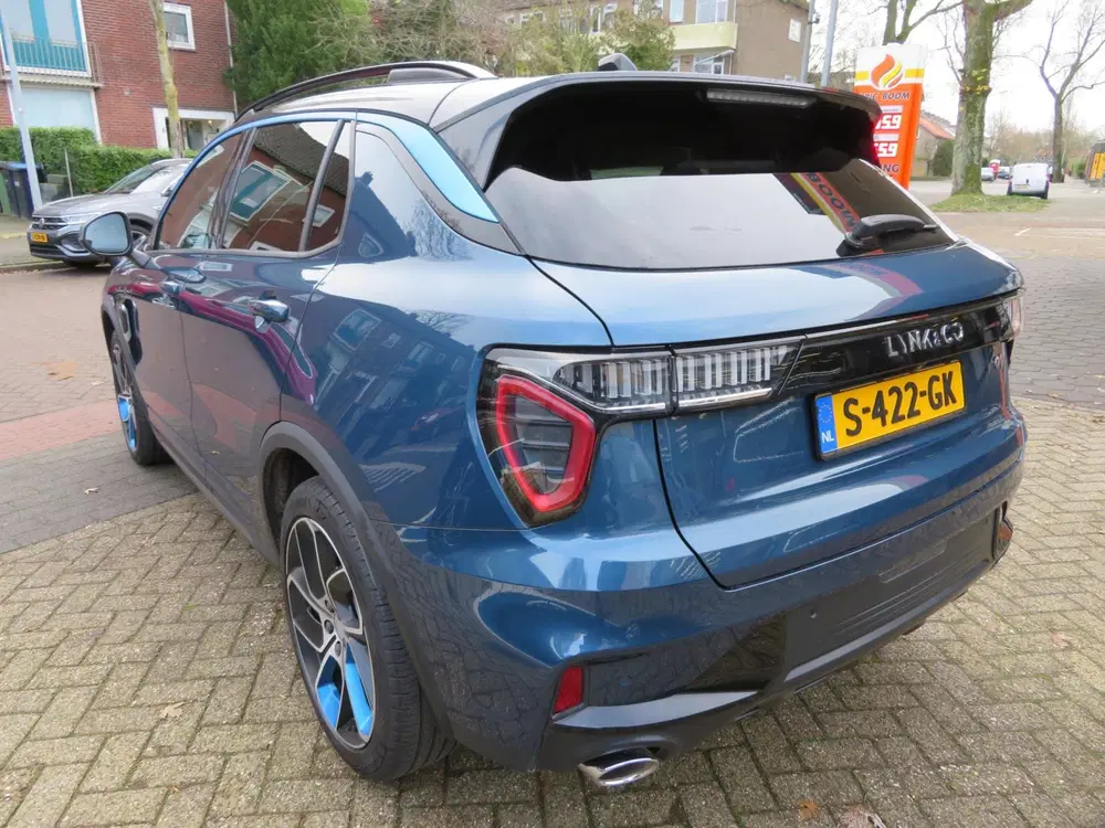 Lynk & Co 01 1.5 PHEV 26dKM TREKHAAK PANODAK uit 2023, foto 8
