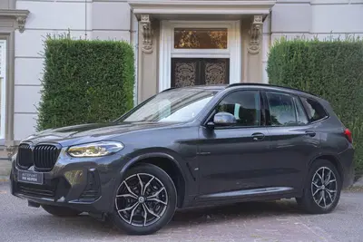 BMW X3 xDrive30e High Executive TREKHAAK uit 2022