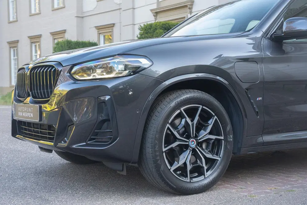 BMW X3 xDrive30e High Executive TREKHAAK uit 2022, foto 11