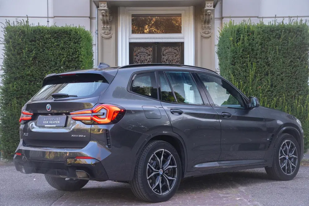 BMW X3 xDrive30e High Executive TREKHAAK uit 2022, foto 5
