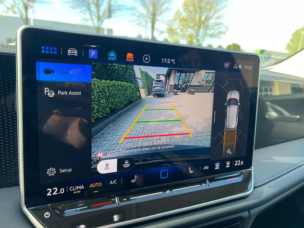 Volkswagen Tiguan 1.5 eTSI Life Business camera uit 2025, foto 15