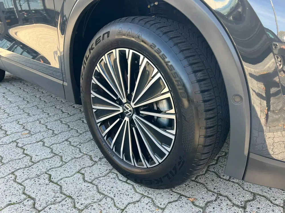 Volkswagen Tiguan 1.5 eTSI Life Business camera uit 2025, foto 4