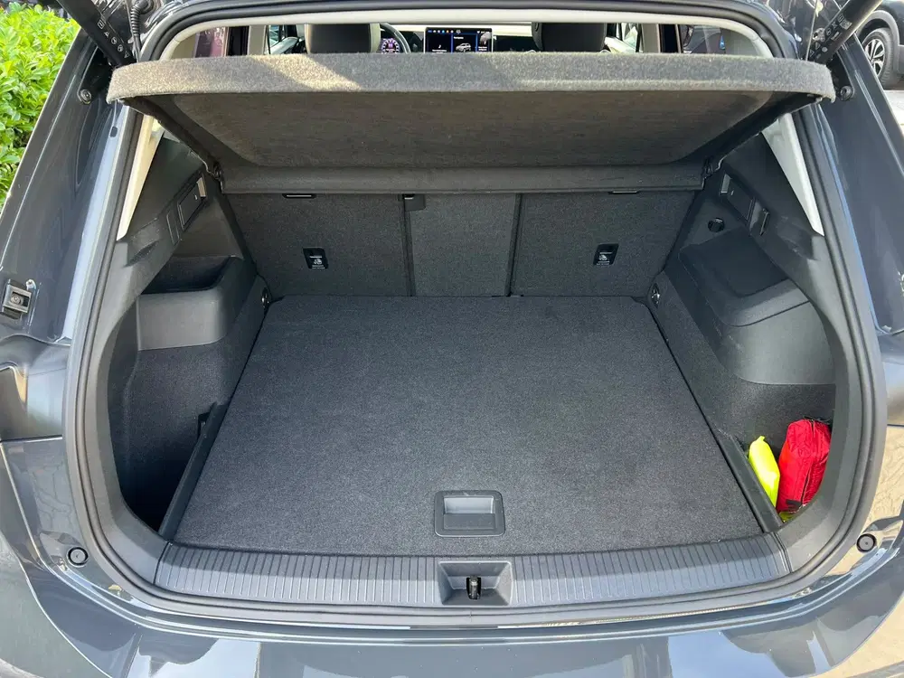 Volkswagen Tiguan 1.5 eTSI Life Business camera uit 2025, foto 6