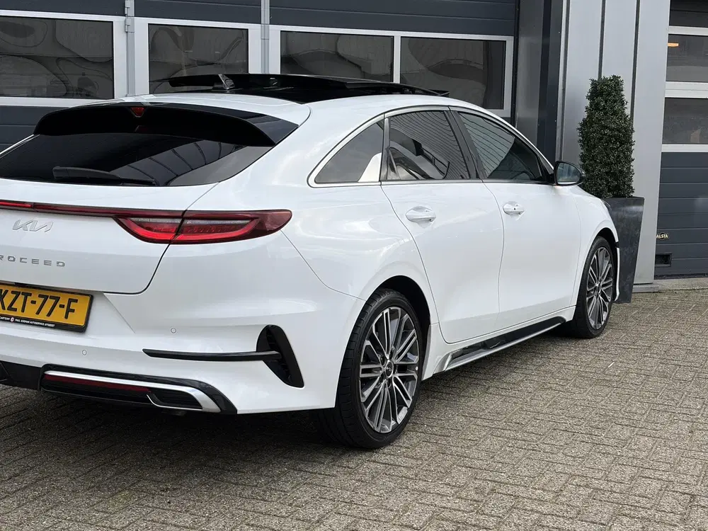 Kia ProCeed 1.5 T-GDi GT-PlusLine uit 2024, foto 9