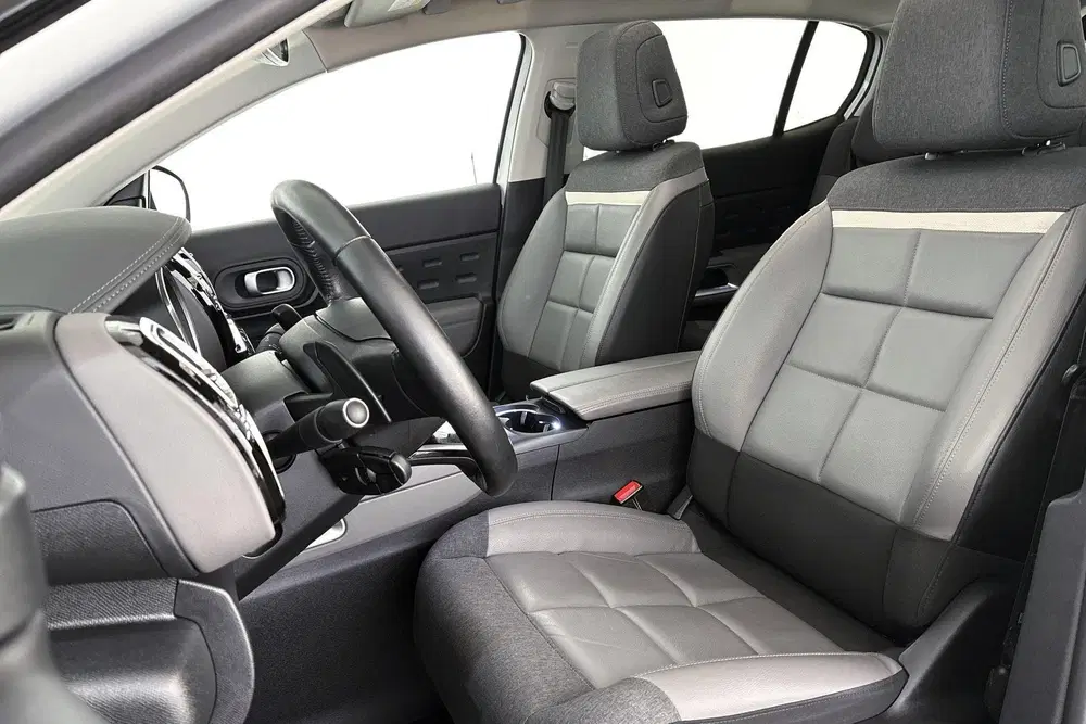 Citroën C5 Aircross Citroen C5 Aircross 1.6 PureTech Shine 180 uit 2021, foto 6