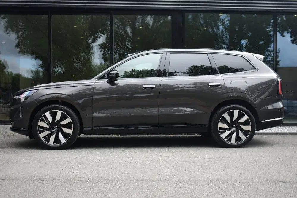 Volvo EX90 Twin Performance Ultra 517pk uit 2026, foto 4