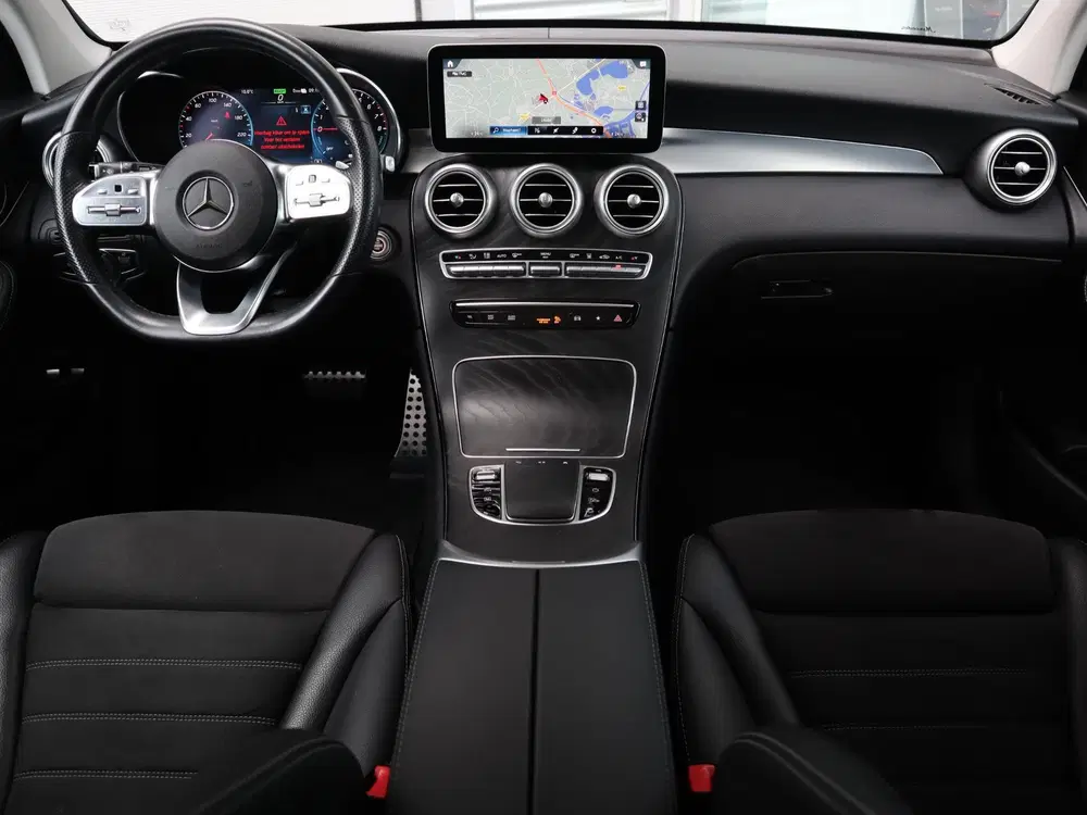 Mercedes-Benz GLC 300e 4MATIC Premium Plus l Trekhaak uit 2021, foto 15