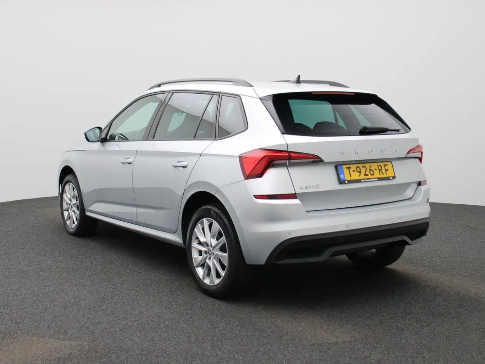 Skoda Kamiq 1.0 TSI Sport Business Stoelverwarming uit 2023, foto 2