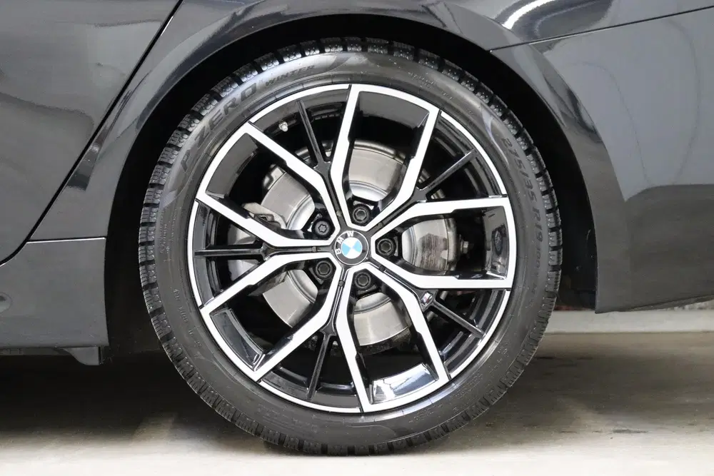 BMW 5-serie 520i High Executive M Sport Pakket Autom uit 2022, foto 12