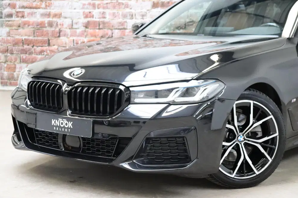 BMW 5-serie 520i High Executive M Sport Pakket Autom uit 2022, foto 2