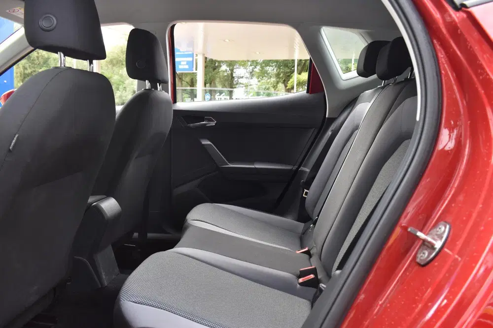 SEAT Arona 1.0 TSI Style Business Intense Carplay Nav uit 2019, foto 5