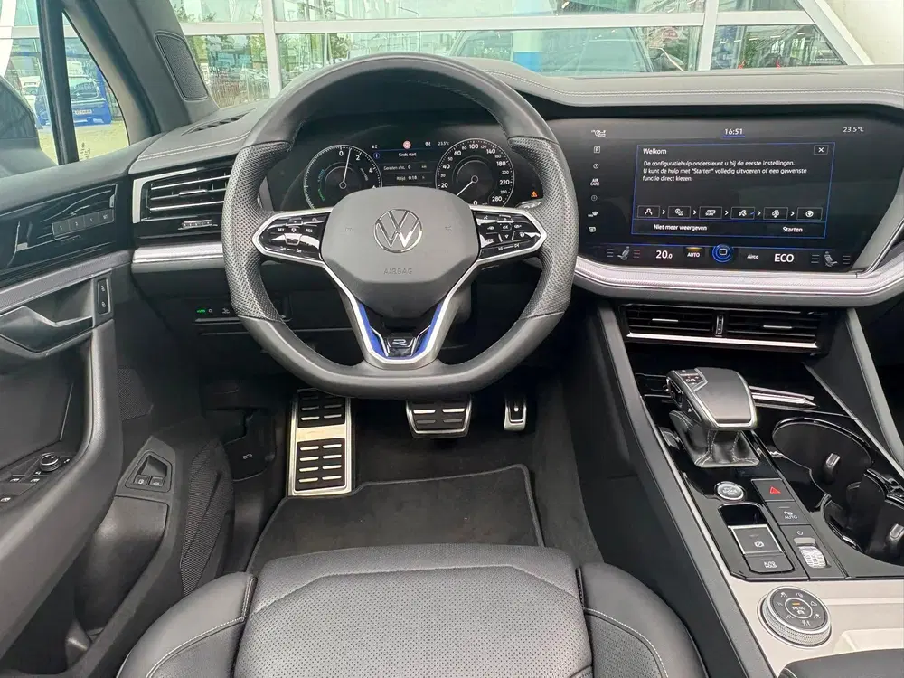 Volkswagen Touareg 3.0 TSi Plug-In eHybrid 4MOTION R 462pk L uit 2022, foto 5