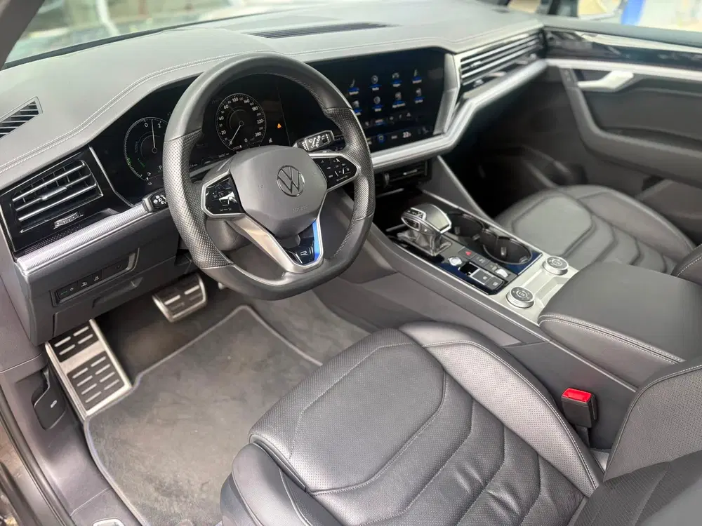 Volkswagen Touareg 3.0 TSi Plug-In eHybrid 4MOTION R 462pk L uit 2022, foto 6
