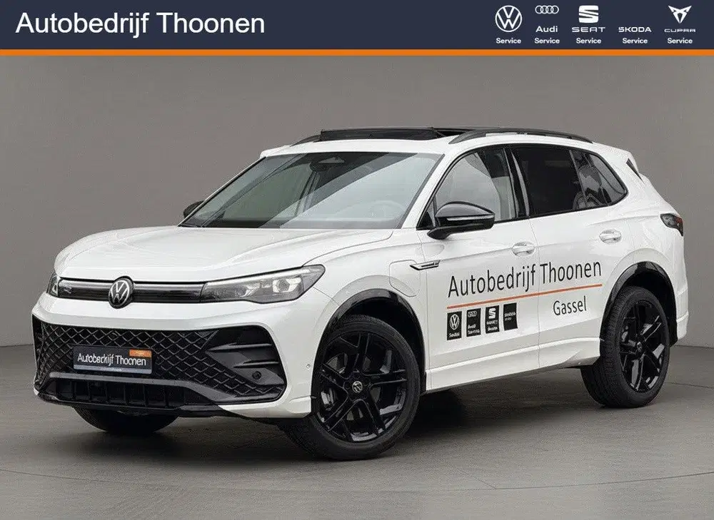 Volkswagen Tiguan 1.5 eHybrid R-Line Business Trekhaak uit 2024