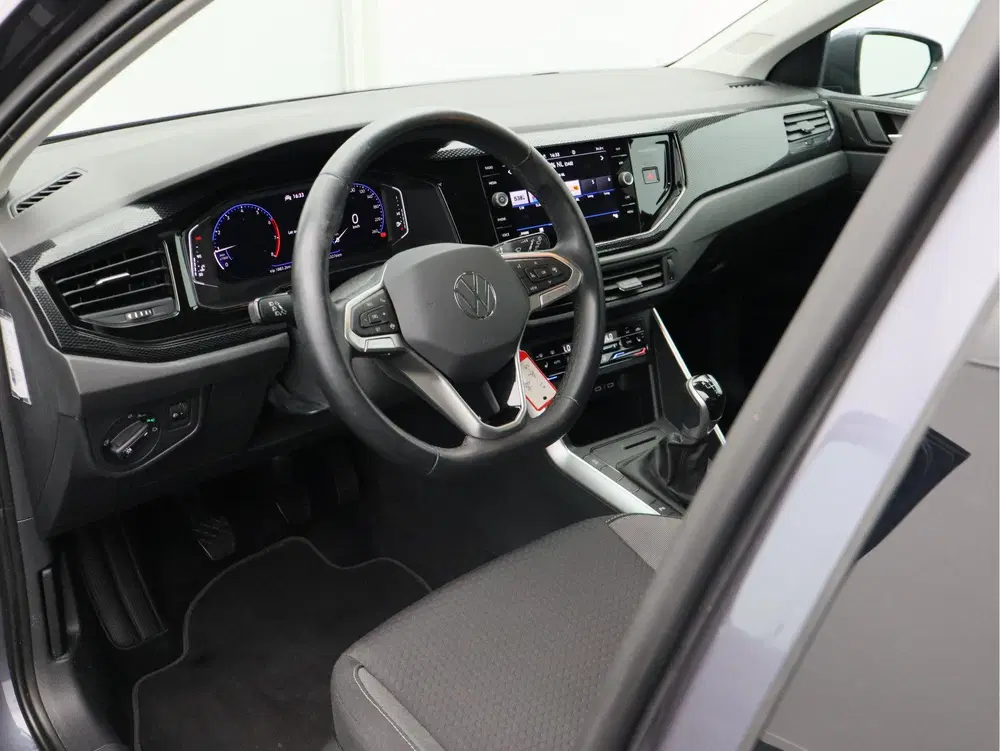 Volkswagen Polo 1.0 TSI Life uit 2023, foto 6