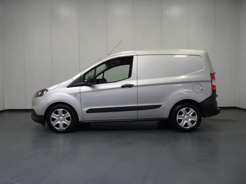 Ford Transit Courier 1.0 Trend EcoBoost NAVI uit 2023, foto 2