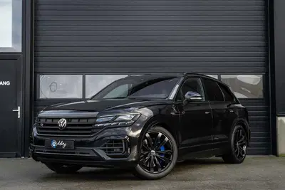 Volkswagen Touareg R 3.0 TSi Plug-in 4MOTION 462PK uit 2022