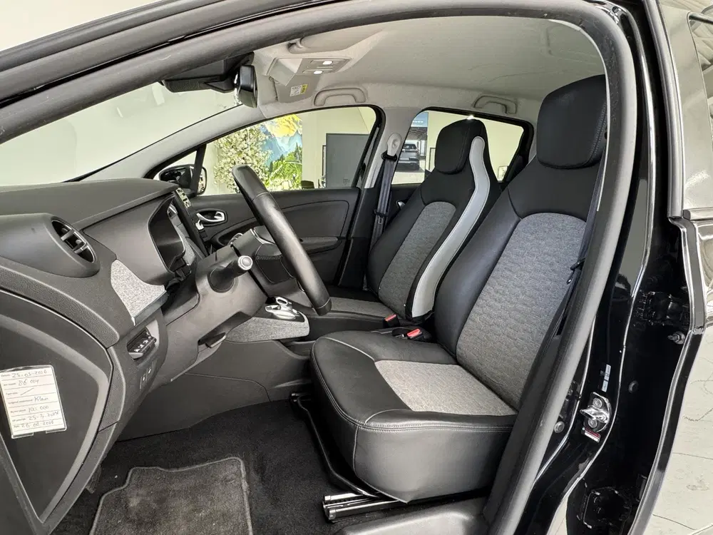 Renault ZOE R135 Intens 52 kWh uit 2020, foto 8