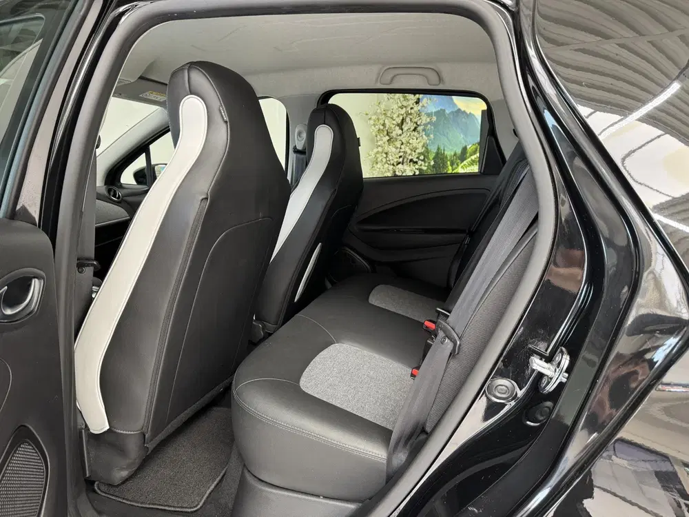 Renault ZOE R135 Intens 52 kWh uit 2020, foto 9