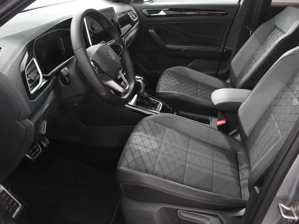 Volkswagen T-Roc 1.5 TSI Automaat R-Line Edition Digitale C uit 2025, foto 13