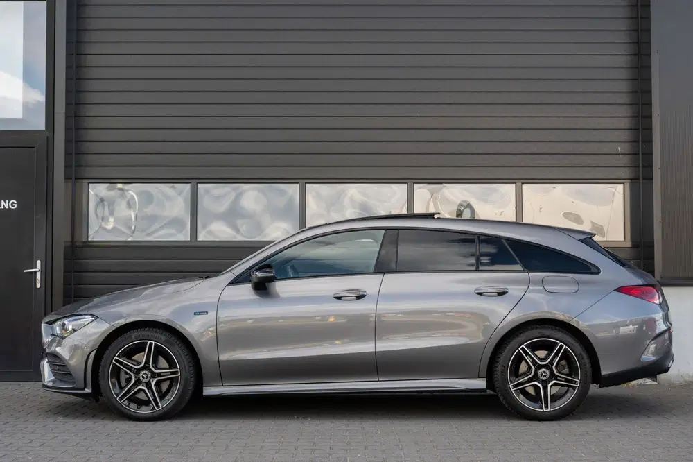Mercedes-Benz CLA 250 e Premium uit 2020, foto 2