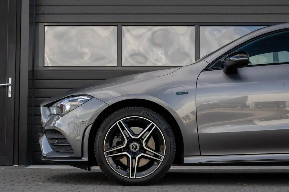 Mercedes-Benz CLA 250 e Premium uit 2020, foto 8