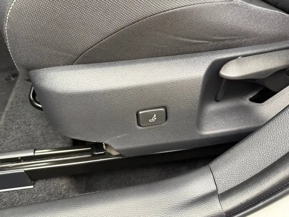Suzuki Swace 1.8 Hybrid Style uit 2021, foto 15