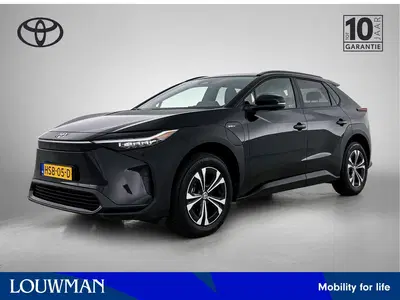 Toyota bZ4X Dynamic 71 kWh 204 pk Automaat uit 2025