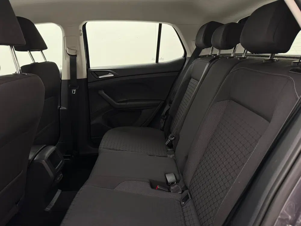Volkswagen T-Cross 1.0 TSI Life uit 2023, foto 13