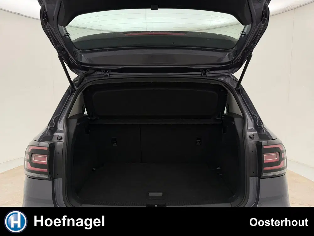 Volkswagen T-Cross 1.0 TSI Life uit 2023, foto 14