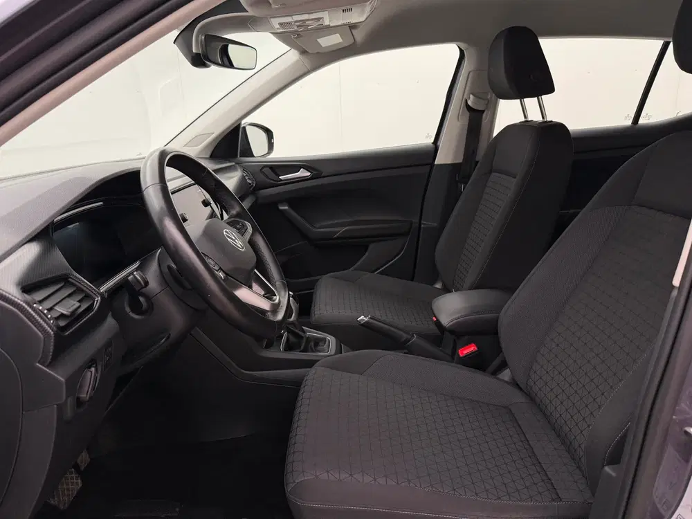 Volkswagen T-Cross 1.0 TSI Life uit 2023, foto 5