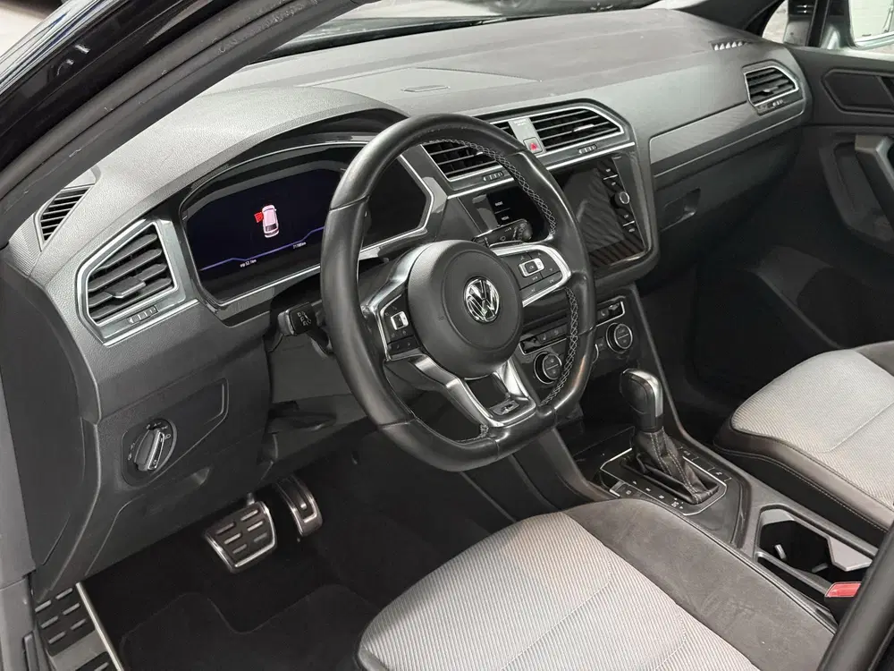 Volkswagen Tiguan 1.5 TSI ACT Highline R Line uit 2019, foto 8