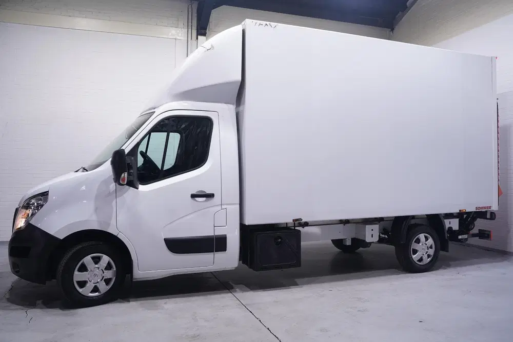 Nissan Interstar 2.3 DCi 165 pk Bakwagen met Laadklep Airco uit 2024, foto 7