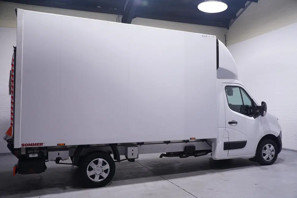 Nissan Interstar 2.3 DCi 165 pk Bakwagen met Laadklep Airco uit 2024, foto 8